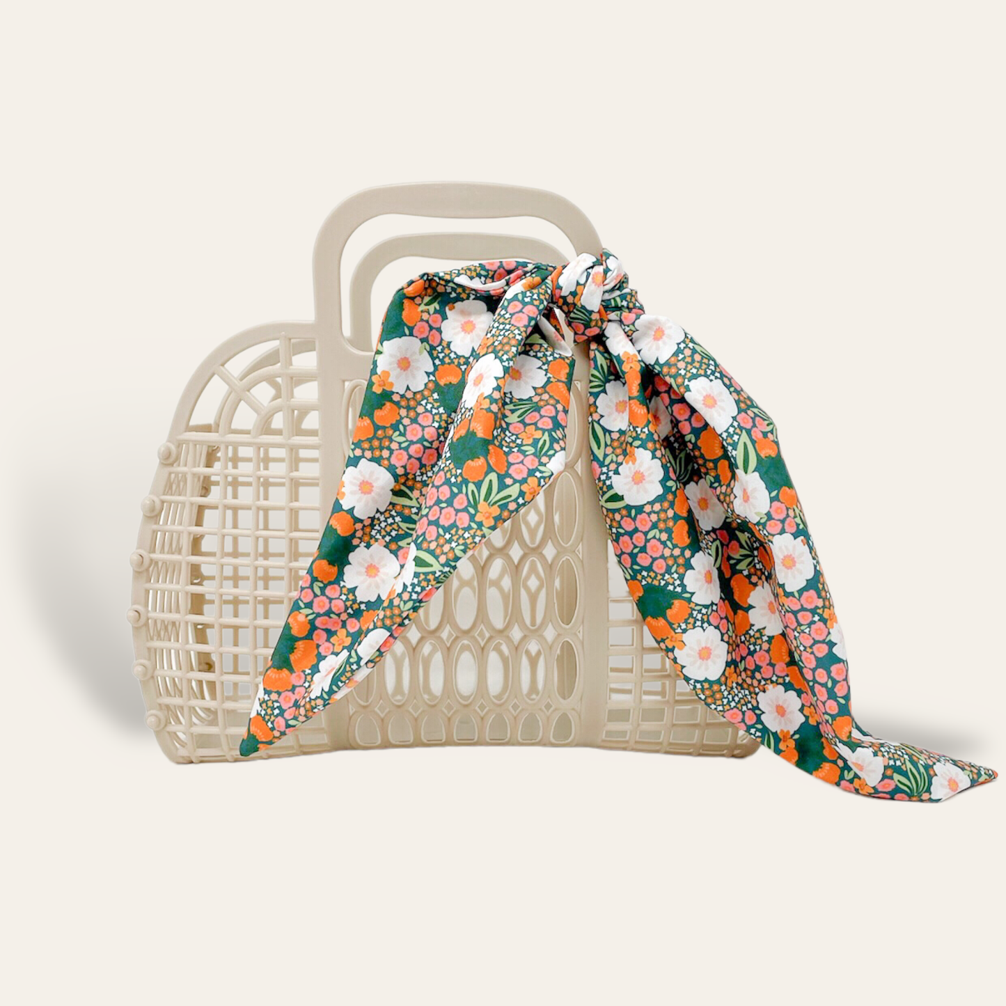 So-Jelly Basket-Tan w/ Sweet Meadow Dark Green Scarf